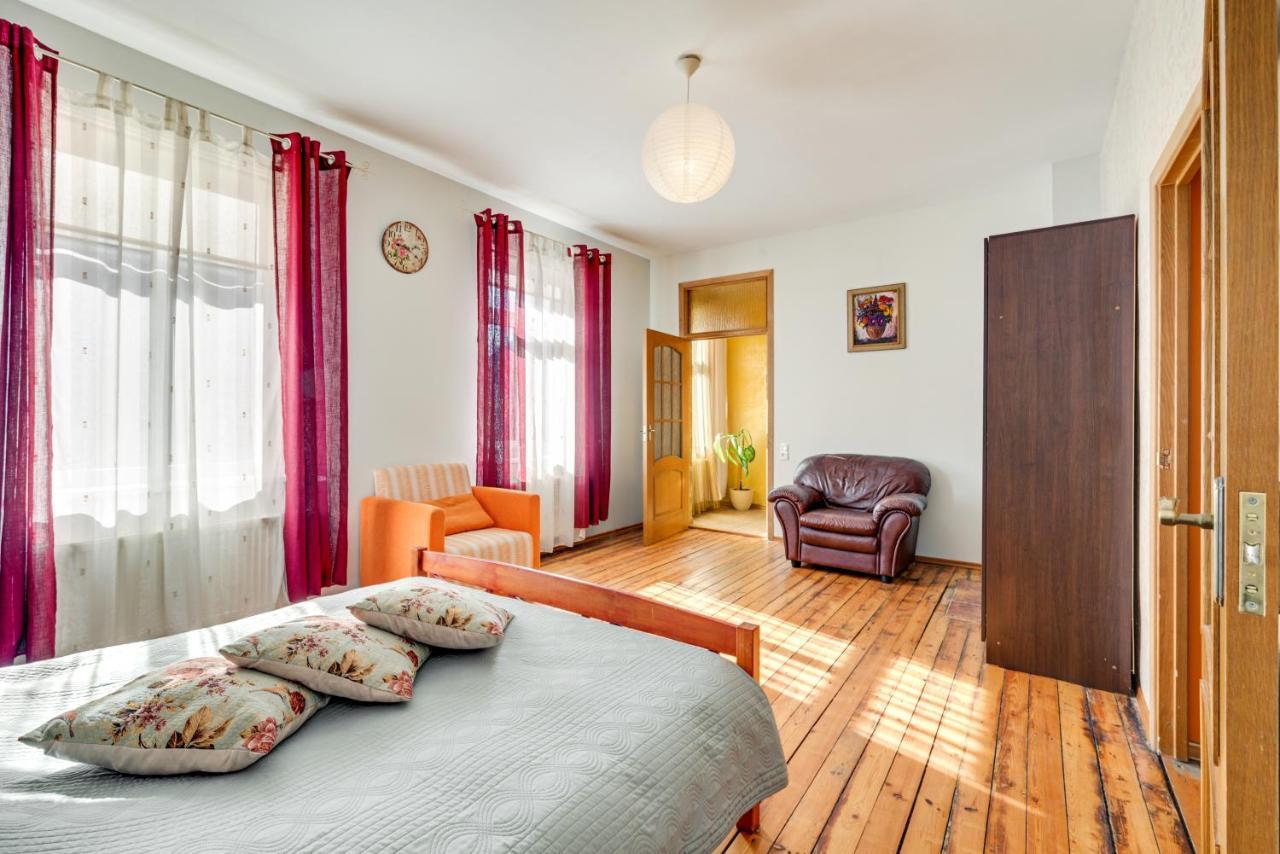 Toma street apartments Liepāja Extérieur photo